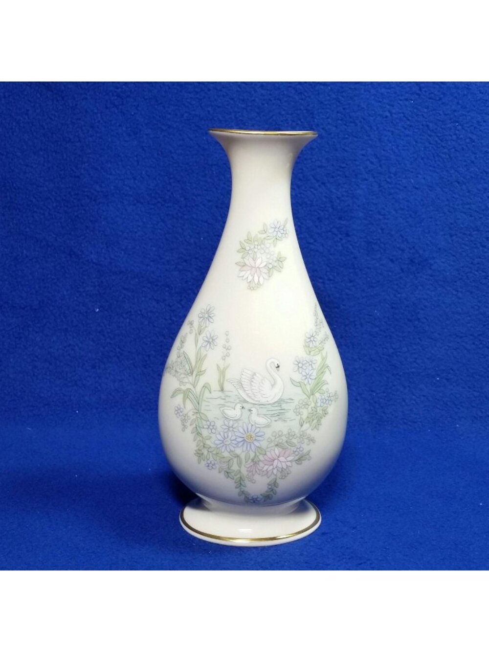 Vintage Lenox Mother's Day Vase 1983 Swan Family Limited Edition No Box